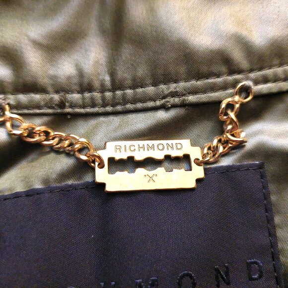 Richmond X Olive Green Pleated Cropped 3/4 Sleeve Jacket Sz 42 NWT - Picture 14 of 16